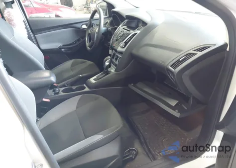 2013 Ford Focus Se z USA, uszkodzony, nr VIN 1FADP3F23DL193309